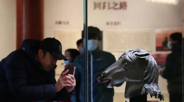 兽首|阔别160载,“马首”今天回到圆明园!十二兽首今何在