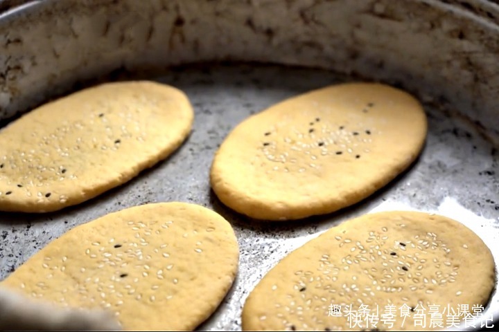 成本几块钱的主食,简单一做,香甜软糯又好吃,比包子油条好吃