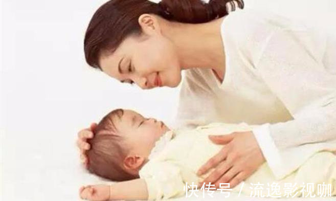 宝妈|宝宝“白天不起,晚上不睡”怎么办教你三招让宝宝秒变睡神!
