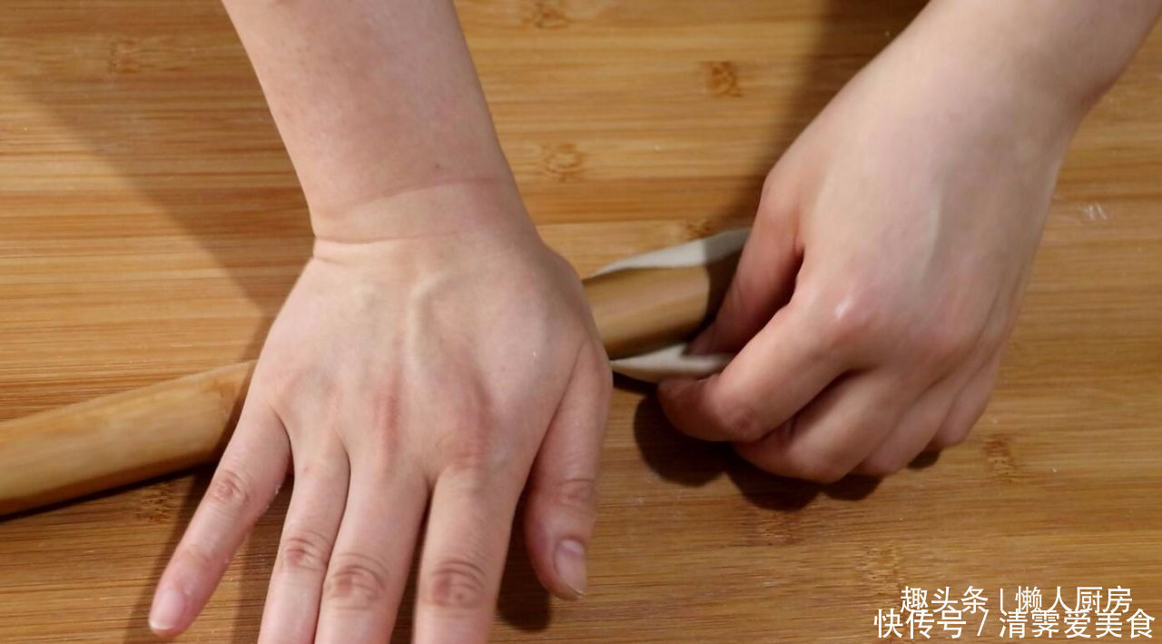 薄饼|这是薄饼最简单的做法,柔软筋道不破皮,放凉了也不发硬