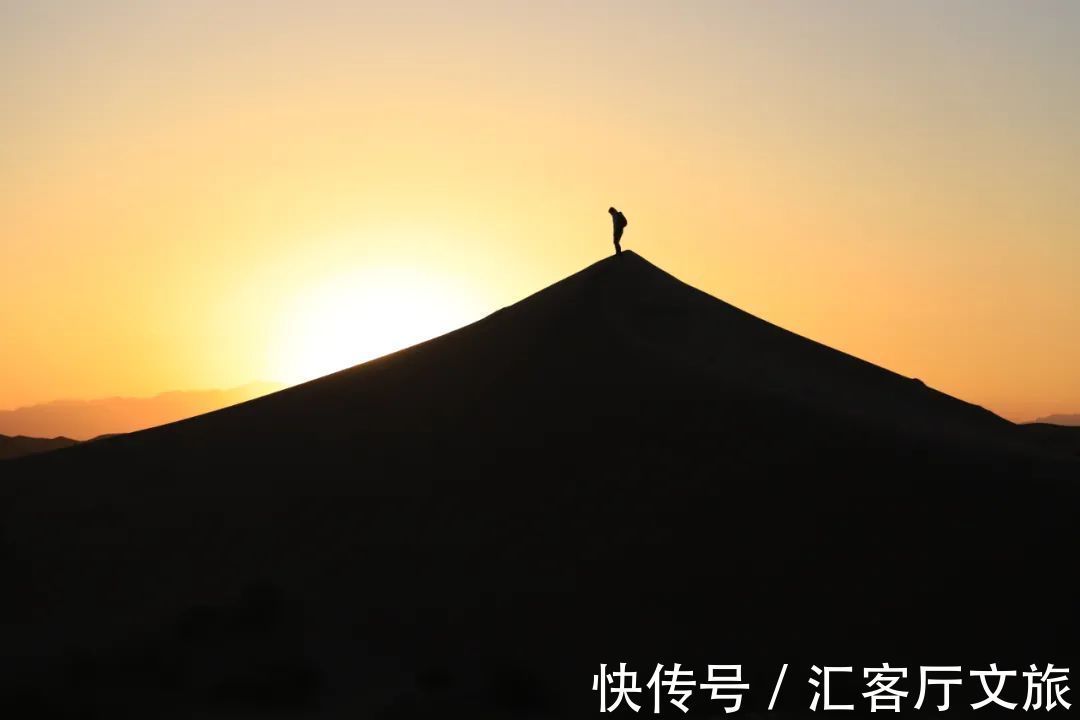 沙漠|除了黄沙漫天,腾格里的沙漠里还能干什么?