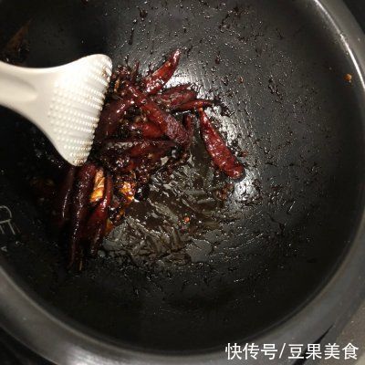 鸭掌|秒杀餐厅大厨，正宗周黑鸭（鸭掌）自己在家做