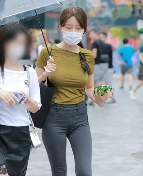 连衣裙 瑜伽裤既清新又美丽,轻盈舒适又大方,令人难忘!