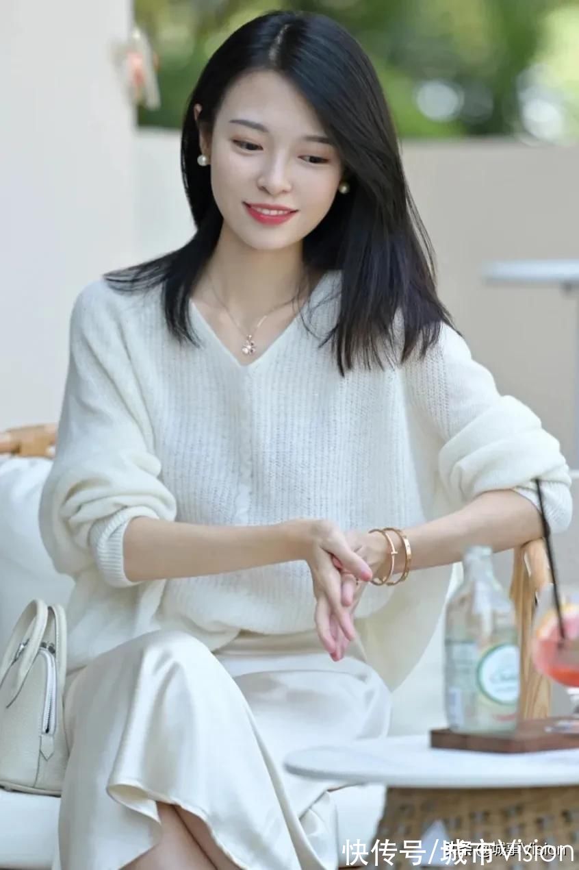 高跟鞋 星星一样有亮点的羊绒衫,超温柔