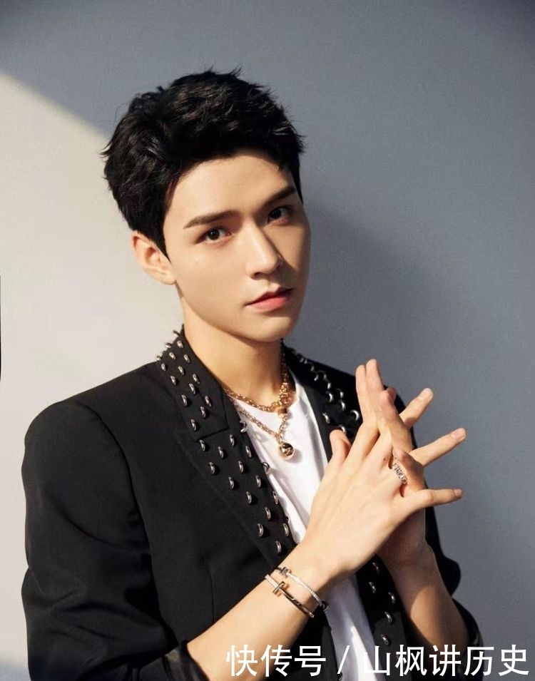 肖战龚俊同台引不满?波浪钉CP粉内涵越火盆,悦享会聚集四代耽改