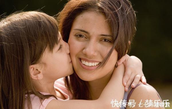 下体|3岁女孩裤子发臭,妈妈崩溃:这些东西是怎么跑进孩子身体里的?