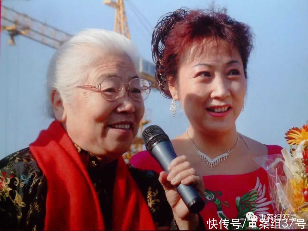 豫剧|爱国艺人常香玉：戏里戏外都是“花木兰”