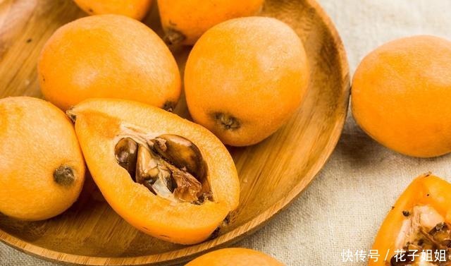 枇杷中|冬天不妨多给孩子吃此果,有助于改善视力,值得分享