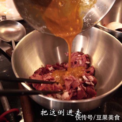 玉米淀粉|蒜爆羊肉，蒜香十足无膻味