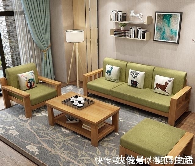 小户|传统的沙发已经淘汰,当下流行实木中式沙发,环保又舒适