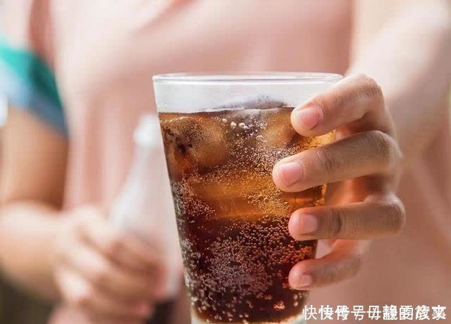 食物|孩子再饿,也不要“随便给吃”的9种食物,尤其前几种要格外小心