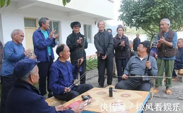 养老|农村2000年以后出生的小孩只有户口,没有承包地,他们怎么养老