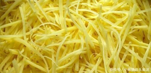 土豆丝|炒土豆丝时,无论是焯水还是直接炒都不对!教你正确做法香脆入味