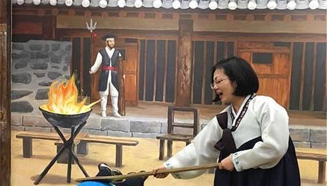 妈妈|''妈妈求你别打了''，6岁孩子痛哭求饶，脾气暴躁的家长有多可怕