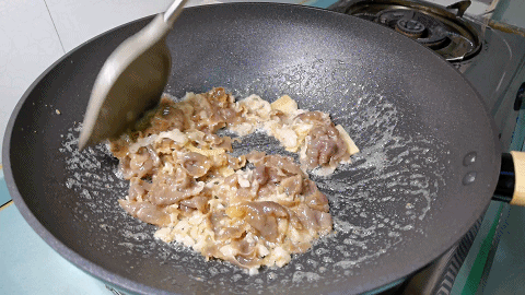  面馆|羊肉炒面的正确做法，面条劲道好吃，不坨也不粘，比面馆还好吃