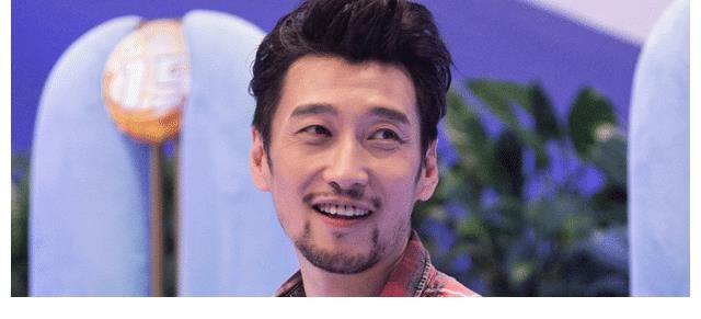 《追光吧》初舞台全曝光，刘也唱跳很稳，尚九熙唱二手玫瑰的作品