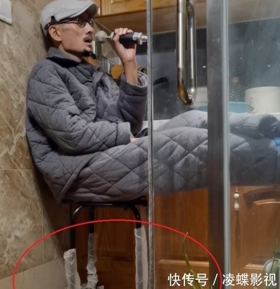 從星光大道冠軍到“人人喊打”，52歲的阿寶再惹爭議，他做了啥？