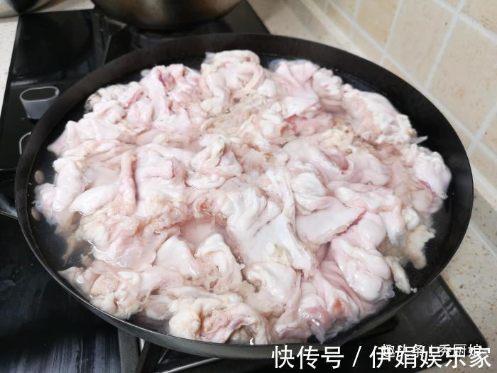 肉脂|熬猪油时，只加盐就错了，多加这2样，猪油又白又香，放1年都不坏