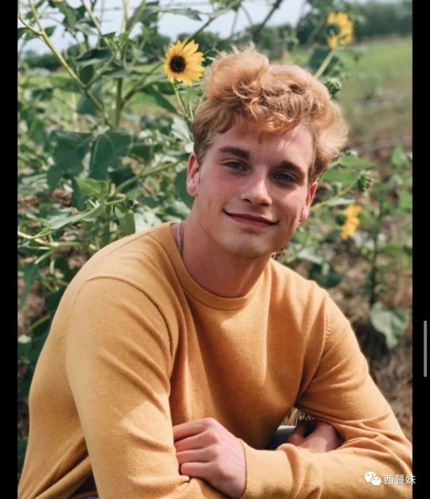 同性恋男生因涂指甲油被休学 引网友不满!25万在线请愿!