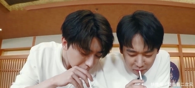 奔跑吧迎来老MC返场,刚来就遭baby针对,还被蔡徐坤抢风头