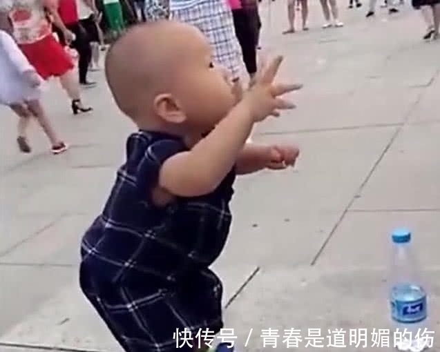 宝妈|让奶奶带娃一个月,宝妈回家后,看到眼前的画面蒙了