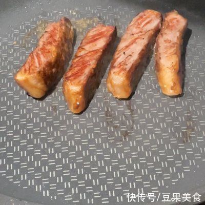 原味|最原汁原味的牛排 入口即化