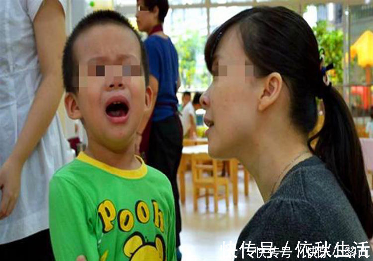 邻居|男孩从小爱哭和不爱哭，长大后差距很明显，爱哭的孩子招人疼