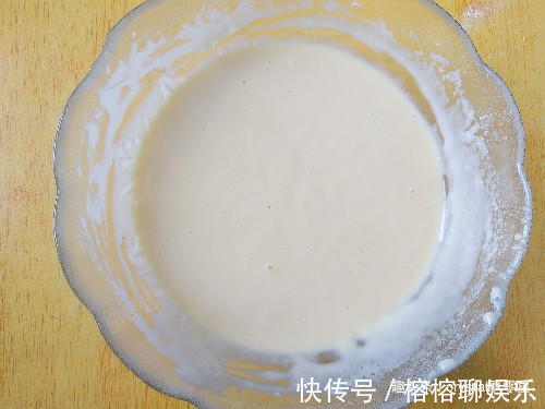 难度|1碗面粉,2个鸡蛋,轻松做出香甜美味的华夫饼,简单易做零难度