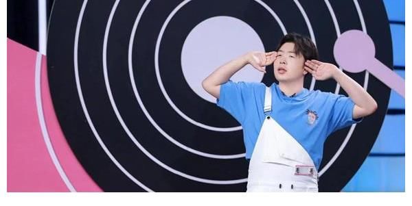 火鍋店|杜海濤經(jīng)營(yíng)火鍋店被責(zé)令停業(yè)，食品衛(wèi)生堪憂，菜品中有蒼蠅