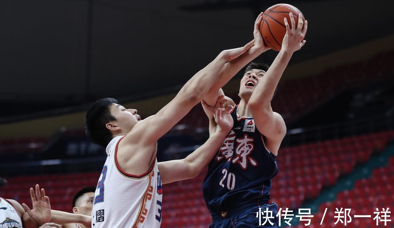 杜锋|广东男篮喜迎4连胜,球队问题仍不容小觑,赵睿缺席影响太大了