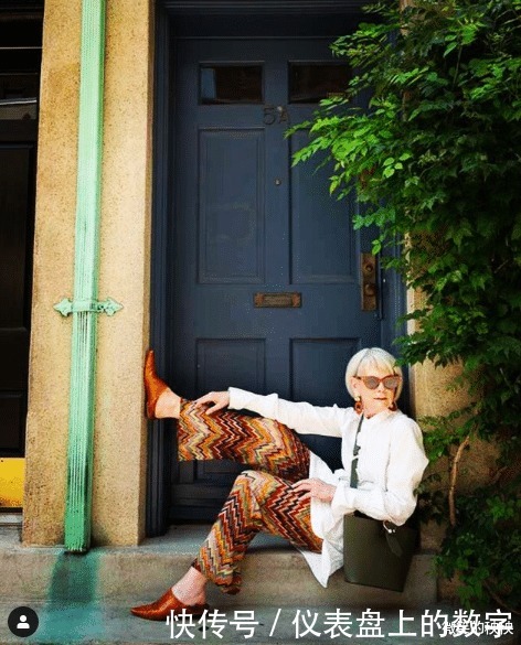 一穿阔腿裤就变“矮胖”57岁三木妈妈的“优雅搭配法”,值得学