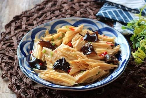 过年待客不用愁，分享10道凉拌菜，有荤有素，营养好吃又实惠