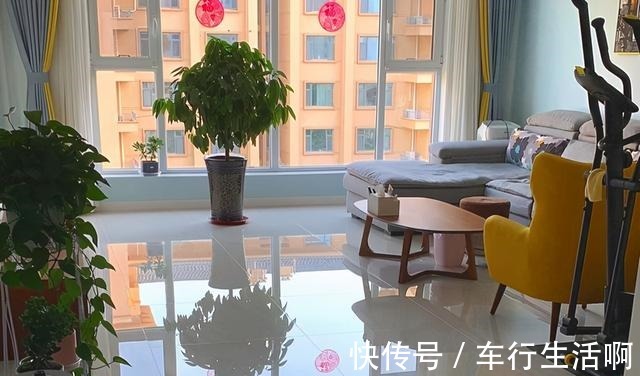 静电|到姑姑家里做客,看到她家的布置,才明白什么叫作“干干净净”!