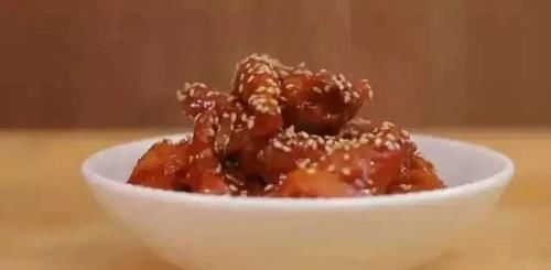 猪肉|常吃这道菜,皮肤像鸡蛋一样光滑白皙!连面膜都省了