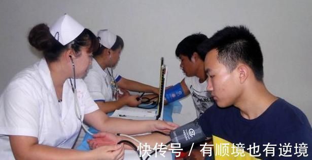 血压升高|还在惧怕高血压?专家:坚持七个“动作”,血压轻轻松松稳定