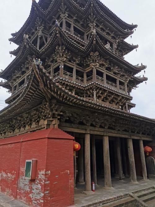 中华|这处国保木构位于晋南县城闹市，气势宏伟磅礴，是中华第一木楼
