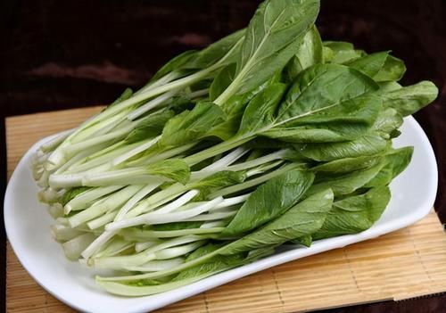 中年人可以多吃3种食物,补充营养,滋润肌肤,早吃早好!