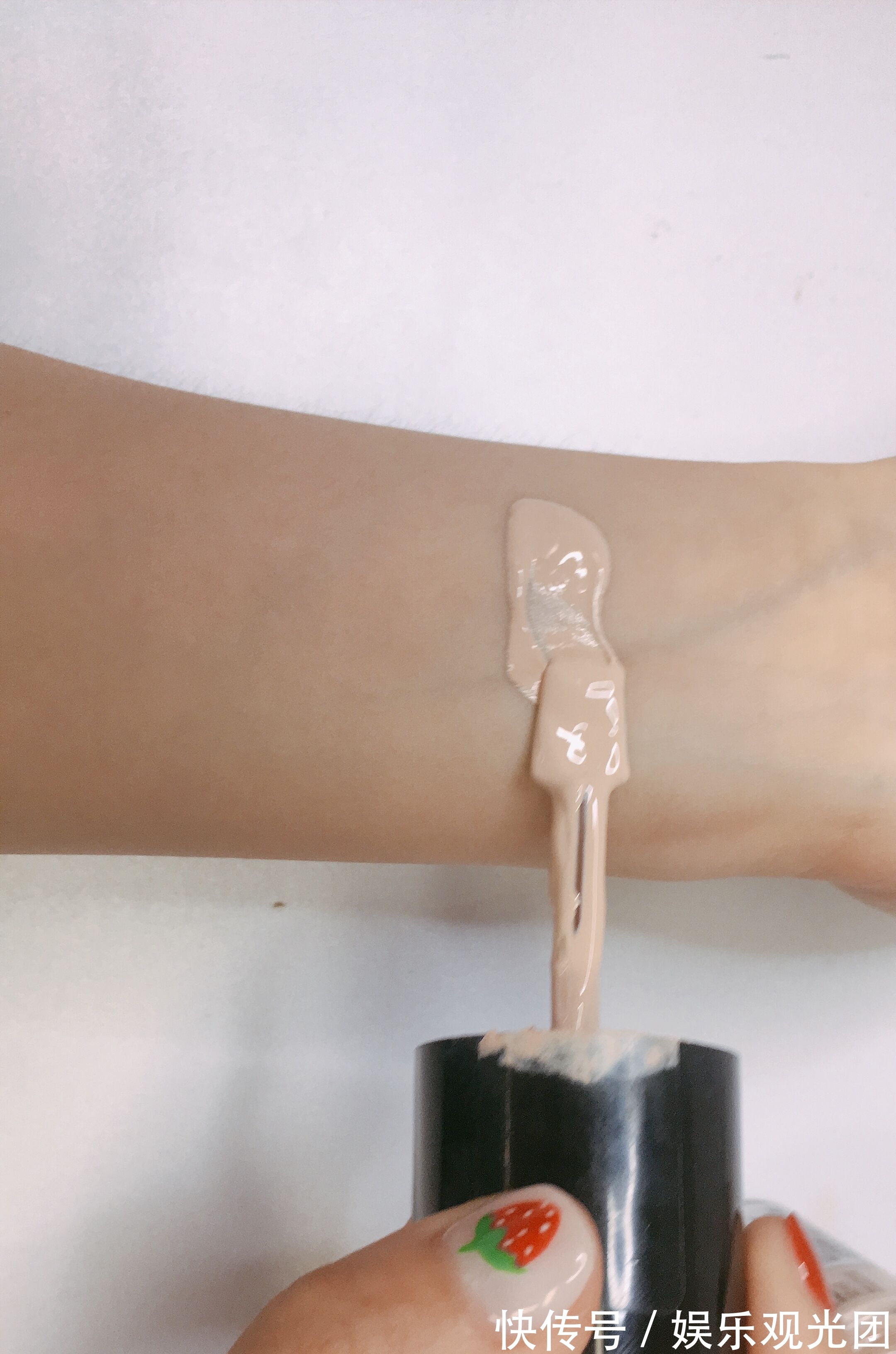 遮瑕 7款网红粉底液测评!真人实测告诉你哪个最值得买