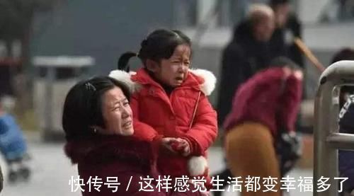 亲子关系|“妈妈,你说要带我一起走的”,孩子把东西收拾好,妈妈却先走了