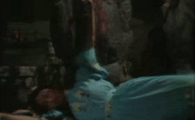 湘云醉卧|6版《红楼梦》“湘云醉卧”,看看谁是人面桃花,谁像醉鬼睡大街