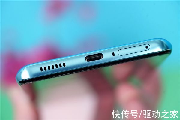 cpu|120Hz高刷+5000大电池 vivo T1电光青图赏