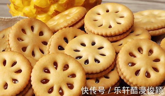 买饼干时,除了“奥利奥”,这5款“国产饼干”尝尝,解馋又便宜