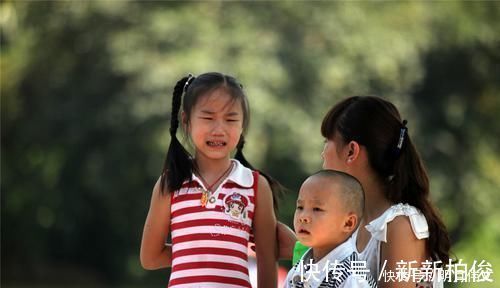 蛋糕|“粗心爸爸”给女儿买蛋糕,看清上面的字后,网友乐了真不走心