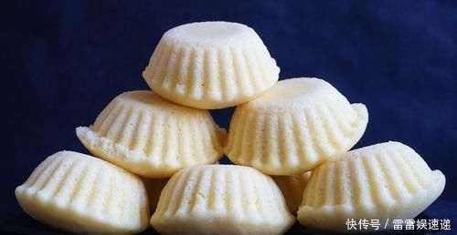 蒸蛋糕，不用打发鸡蛋不用烤箱，随便搅搅面糊，到锅个个蓬松柔软