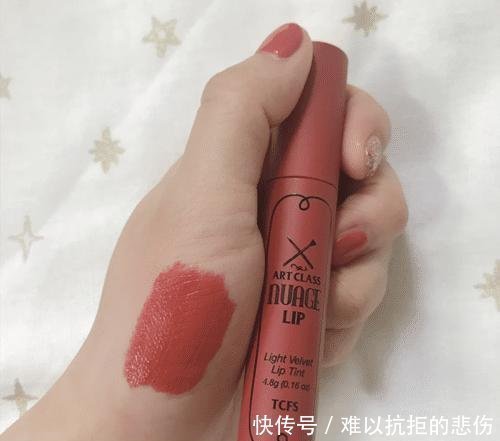 这几支平价唇釉上嘴超显白,黄皮怎能错过