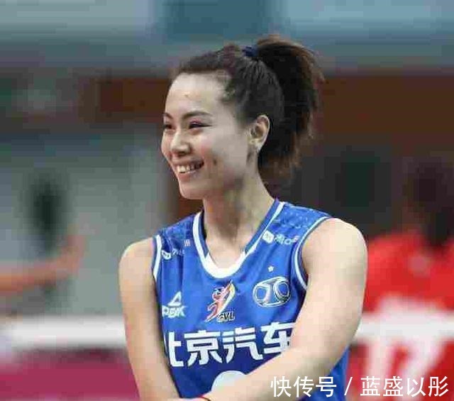 北京女排|曾春蕾官宣宝宝100天,推算一下日子,又一个怀着孕打比赛的!