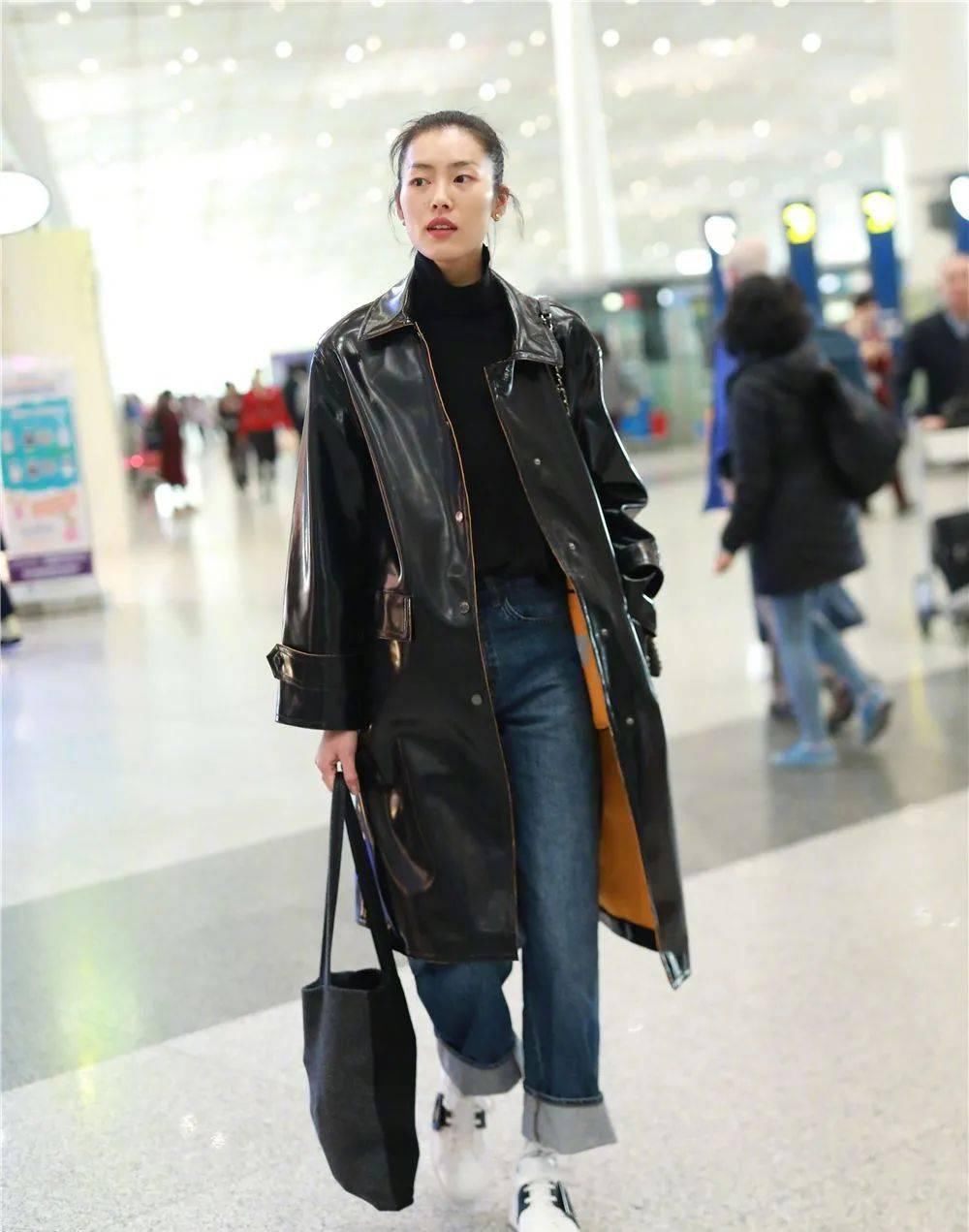 羽绒服|冬天学刘雯这么穿,保暖又时尚!