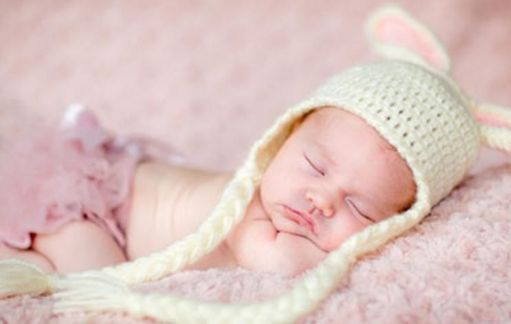 小老头|刚生完孩子,产妇就要将孩子处理掉,听完原因,医生护士哭笑不得