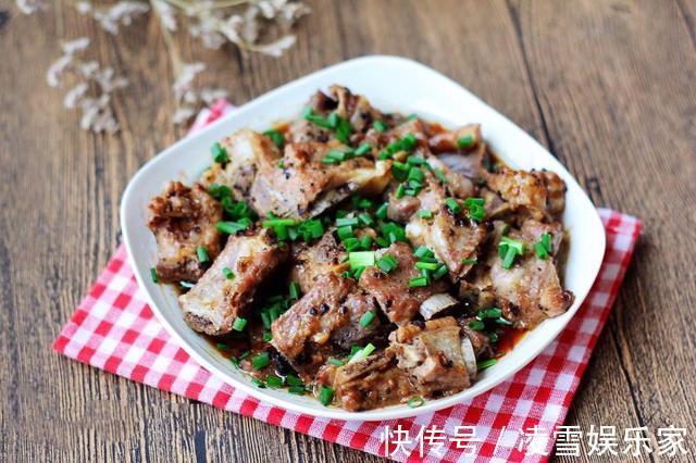 白砂糖|排骨的新做法，既好吃又不上火，2碗大米饭都吃不够