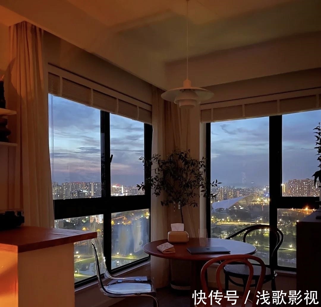 吧台|业主80㎡的西边套,装下来花费30万,三房改两房,就一个字“值”